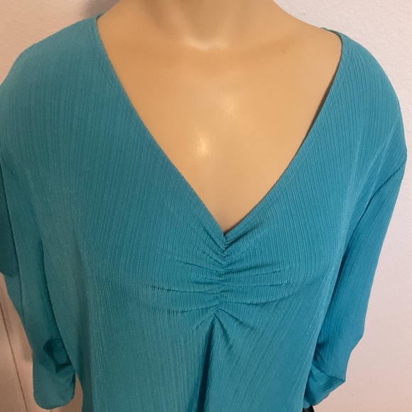 Travel Elegance boutique item. Size xl has tunic top - Picture 4 of 13
